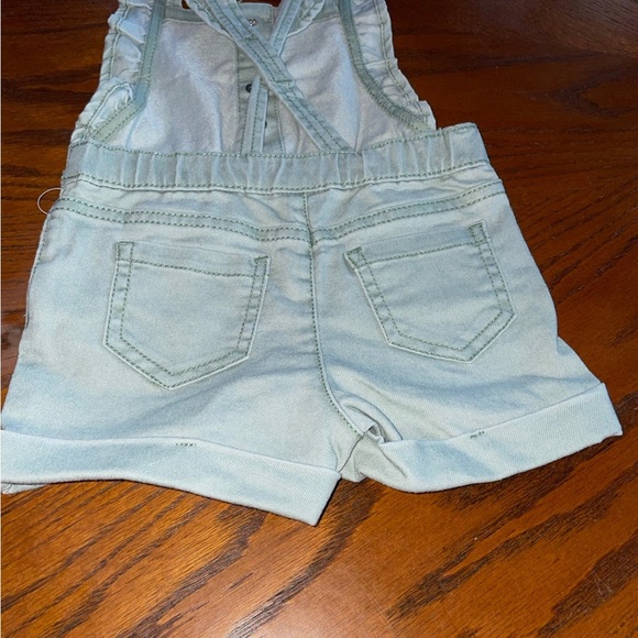 Girls 2T Shortall - Picture 8 of 8